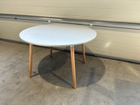 Vepa vergadertafel skeef rond 